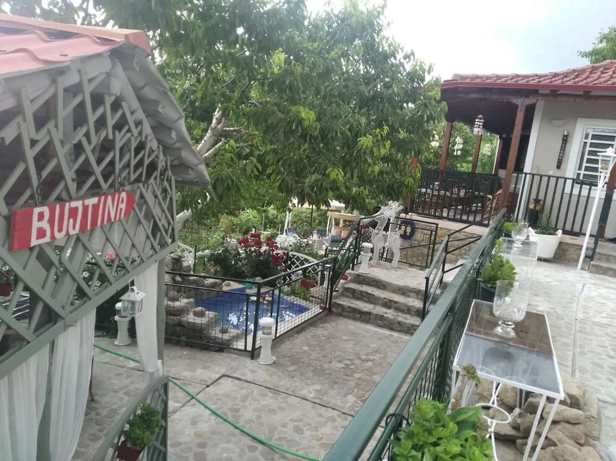 Bujtina Meraja Casa rural Koshnice